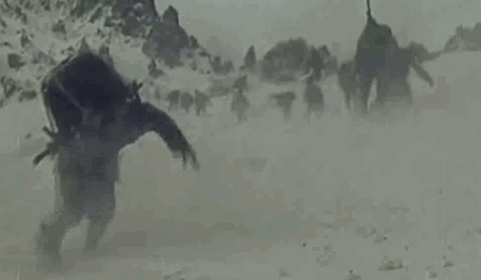 【HEF黨建小課堂100講】第四十四講：中央紅軍如何翻過這座雪山？這幅油畫有答案(圖4)