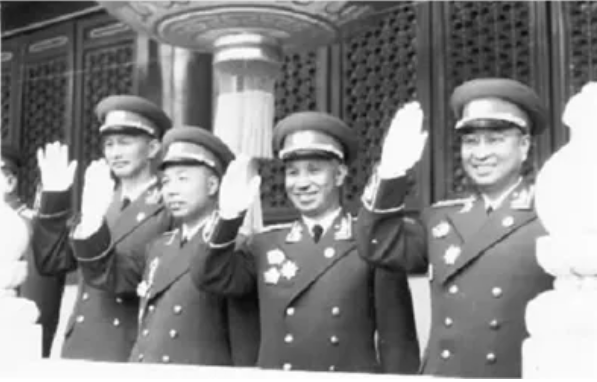 【HEF黨建小課堂100講】第四十八講：陳賡抓陳賡，“你信不信？國民黨的作戰(zhàn)廳長給我們送情報”(圖4)