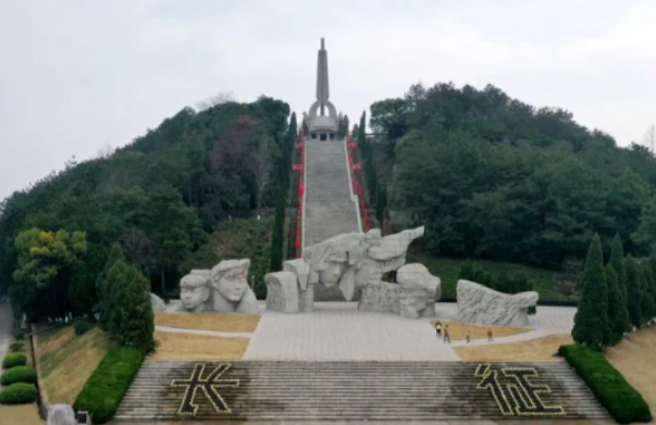 【HEF黨建小課堂100講】第六十二講：一口井里有100多紅軍戰士遺骸，他們犧牲時只有15至25歲！(圖7)