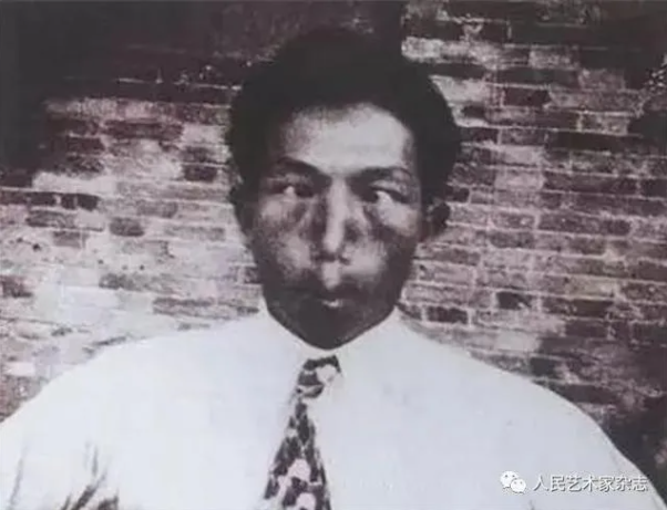 【HEF黨建小課堂100講】第六十九講:中國最振奮的聲音!是他用一把二手小提琴創(chuàng)作出來的……(圖5) 【HEF黨建小課堂100講】第六十九講:中國最振奮的聲音!是他用一把二手小提琴創(chuàng)作出來的……(圖5)