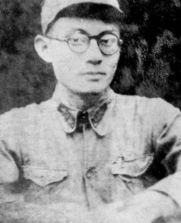 【HEF黨建小課堂100講】第九十講：獄中的他，給“小蘿卜頭”當起了國文老師(圖2)