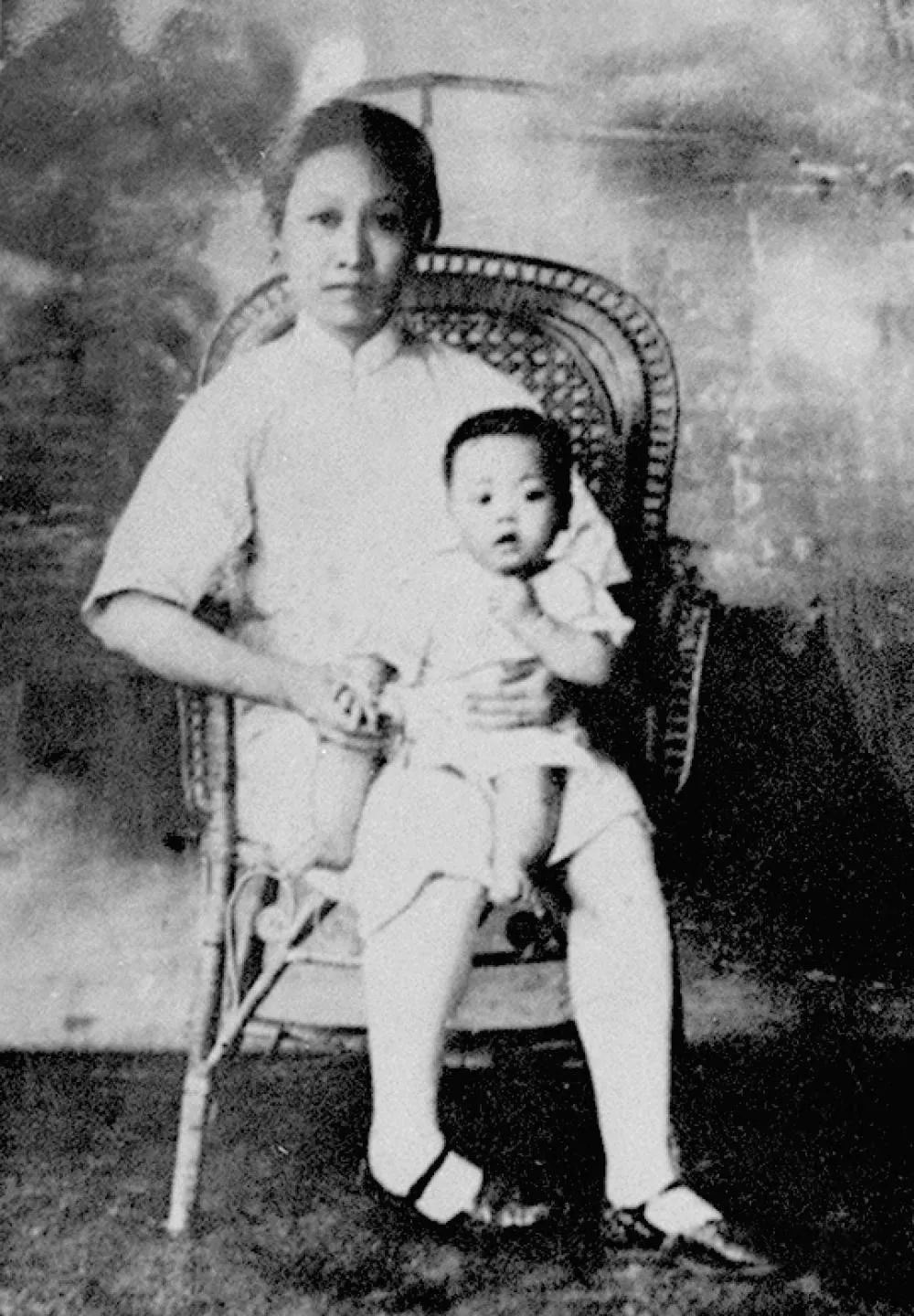 銘記歷史 緬懷先烈 | 開往刑場的火車上，她給兒子留下一封絕筆遺書(圖2)